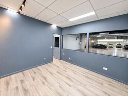 Carros Centre (D25), Factory #620558931